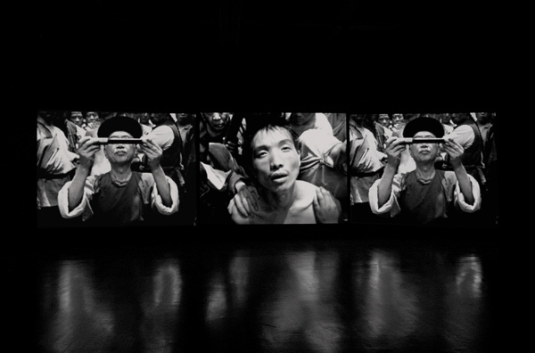 Chen Chieh-Jen
<br><em>Lingchi - Echoes of a Historical Photograph</em>, 2002, Video
<br>16 mm transferred to DVD, Black and white
<br>Duration: 21:04
<br>Goedhuis Contemporary
<br>ACAW 2006