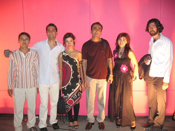 Rahraw Omarzad, Ghafaar Ghafoori, Leeza Ahmady, Tawfiz Rahmani, Mauluda & Ramin Moshref
<br>Opening night, Istanbul Biennial, 2005